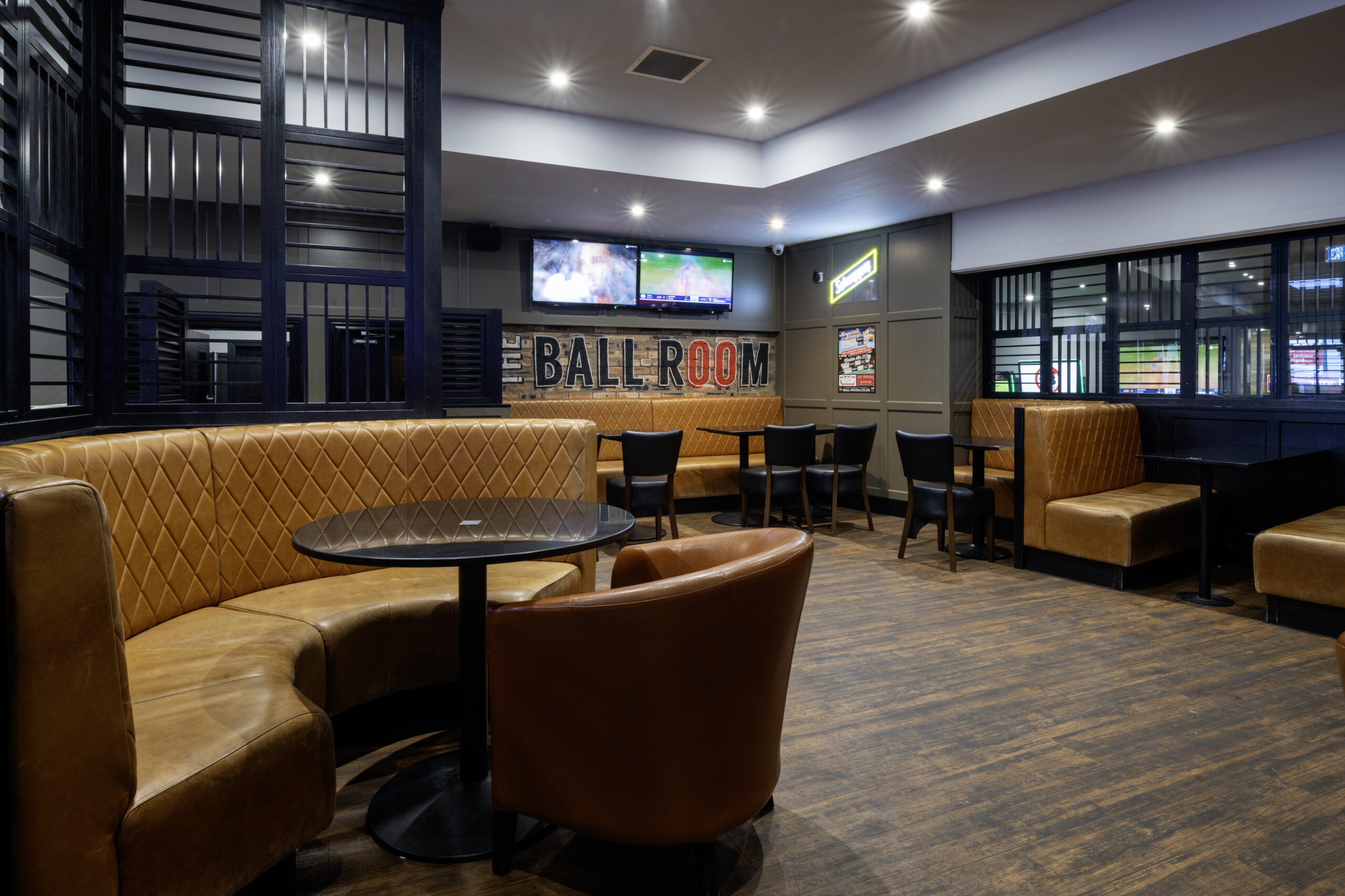 THE BALLROOM - SPORTS BAR