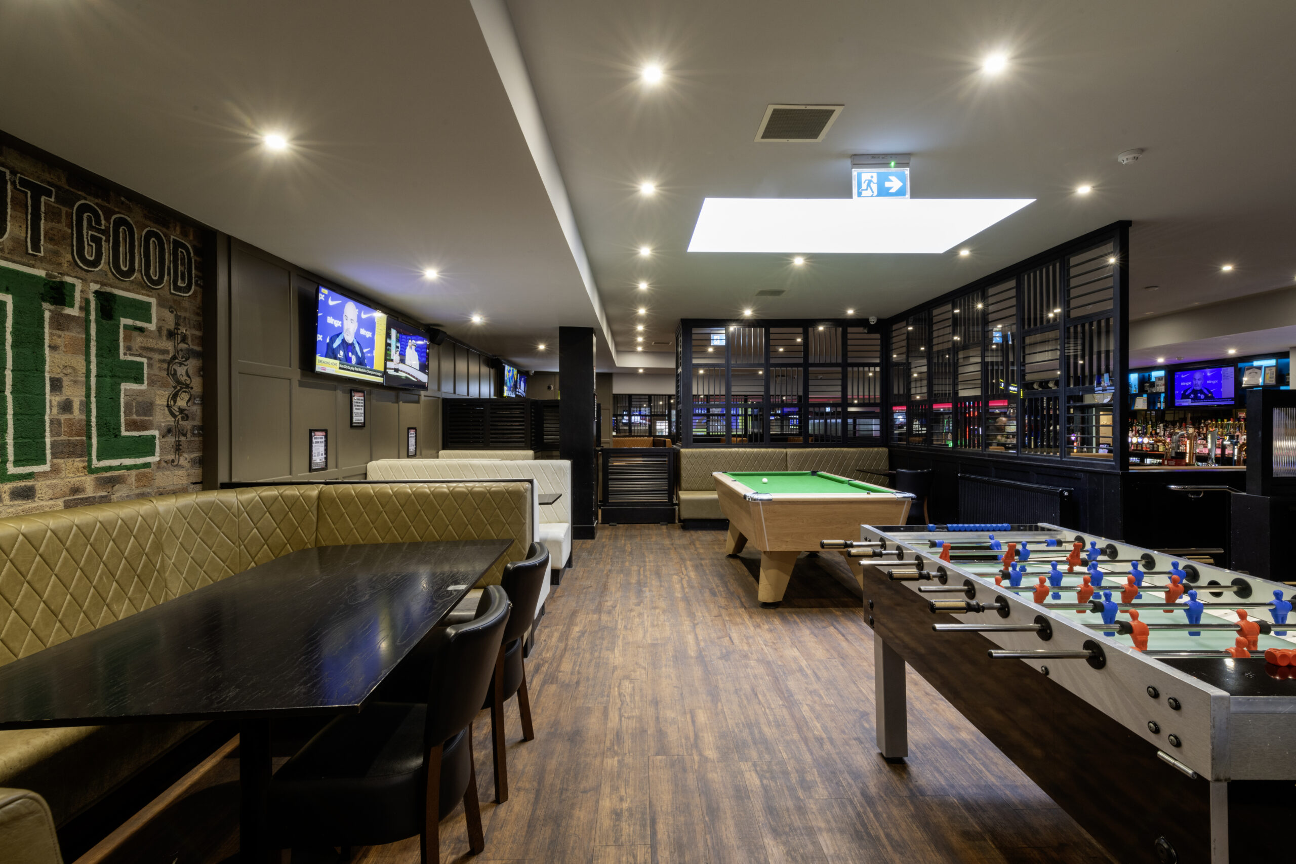 THE BALLROOM - SPORTS BAR