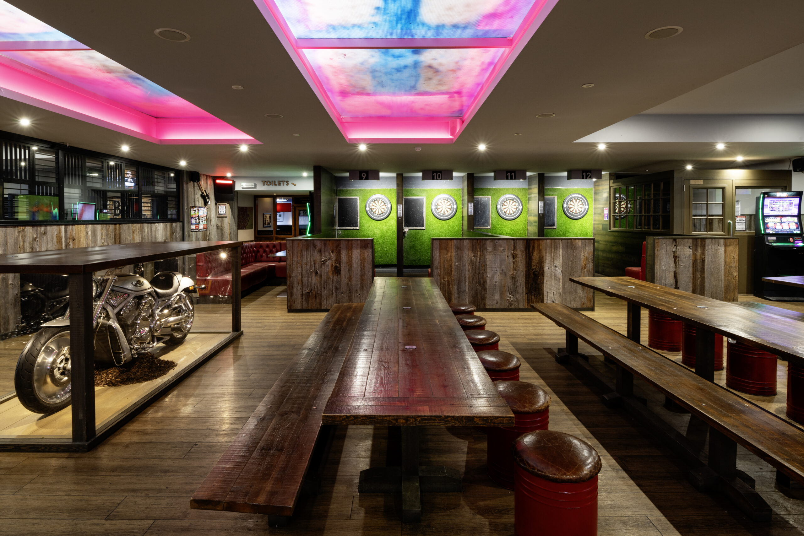 THE BALLROOM - SPORTS BAR