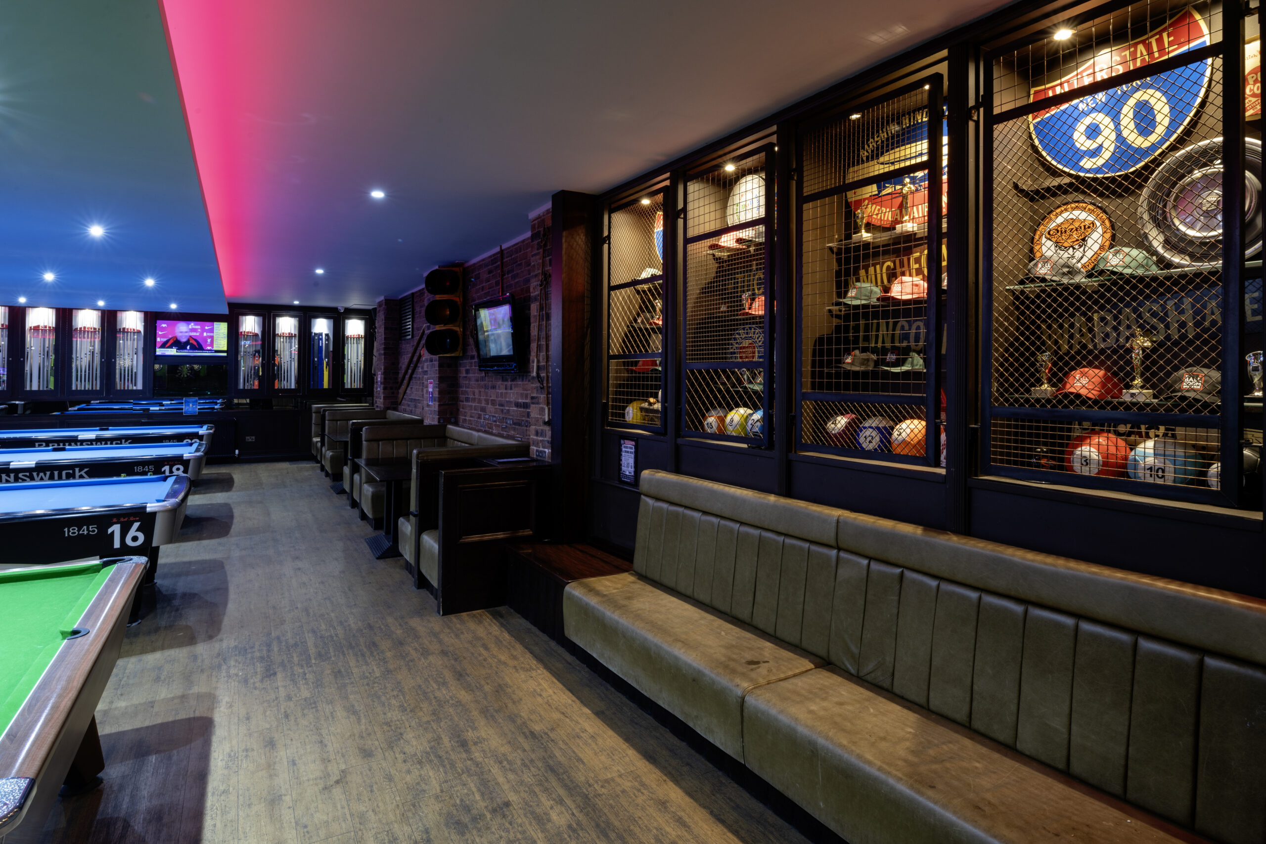 THE BALLROOM - SPORTS BAR